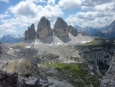 szczyty Tre Cime widziane z Torre di Toblin